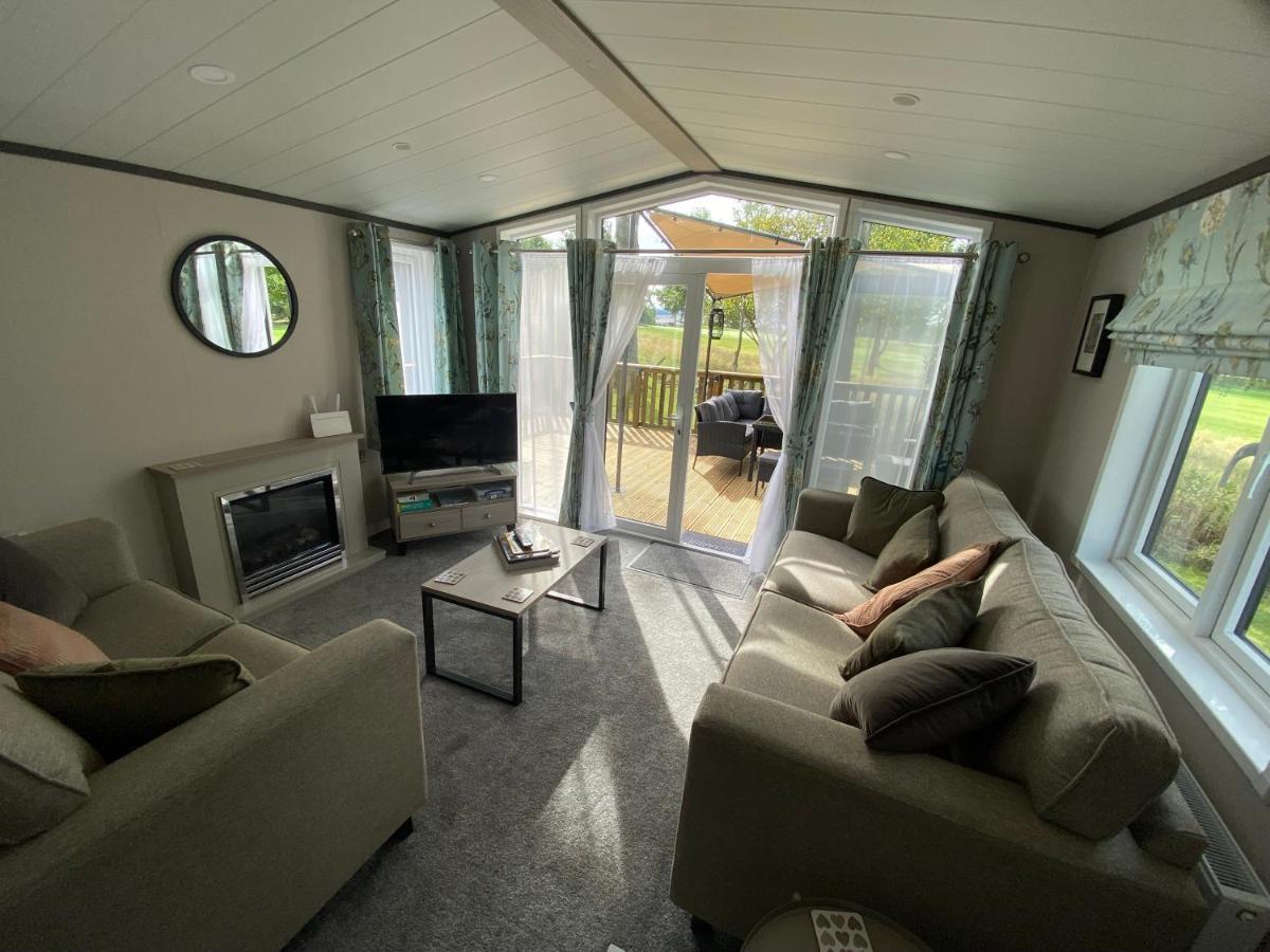 Teviotdale Lodge At Lilliardsedge Holiday Park Jedburgh Exterior foto